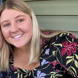 Meet your Posher, Emma